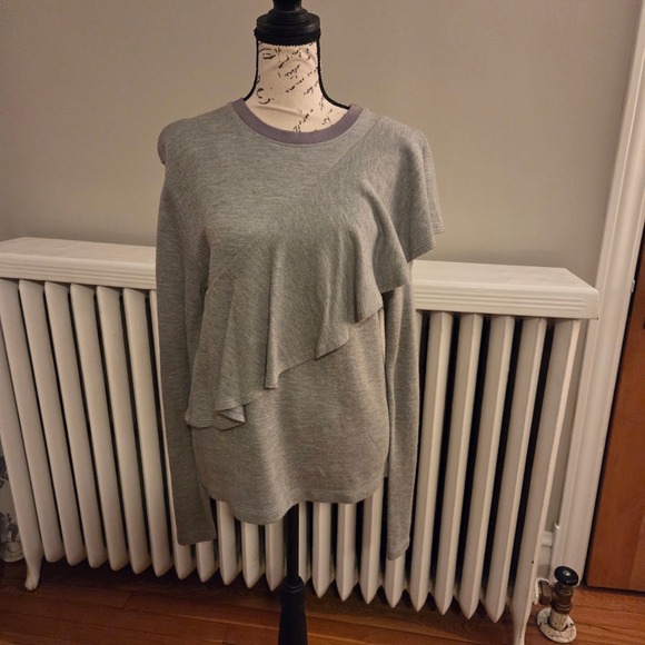Diane von Furstenberg DVF Gray Ruffled Asymmetrical Crew Neck Sweatshirt Sz S - Picture 4 of 9